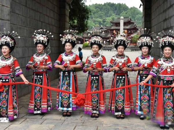 特色湘菜加盟连锁品牌湘西部落的“好味”